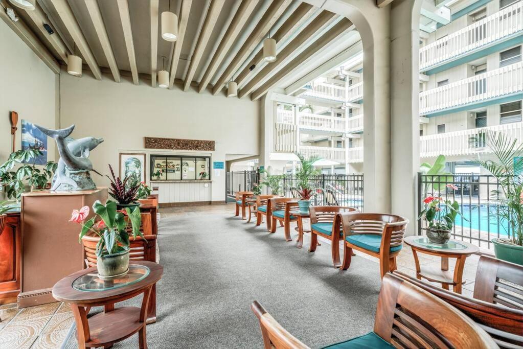 Newly Upgraded 1Br Unit Near Beach Max Of 5 Guests Kailua-Kona Exteriör bild